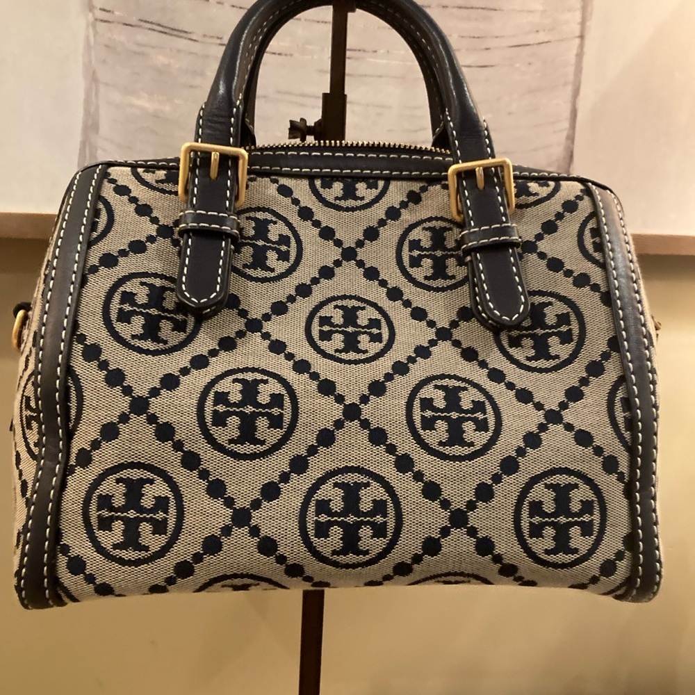 Tory Burch Tory Navy T Logo Monogram Jacquard Barrel Bag- $498 Sold Out!! - Picture 5 of 10